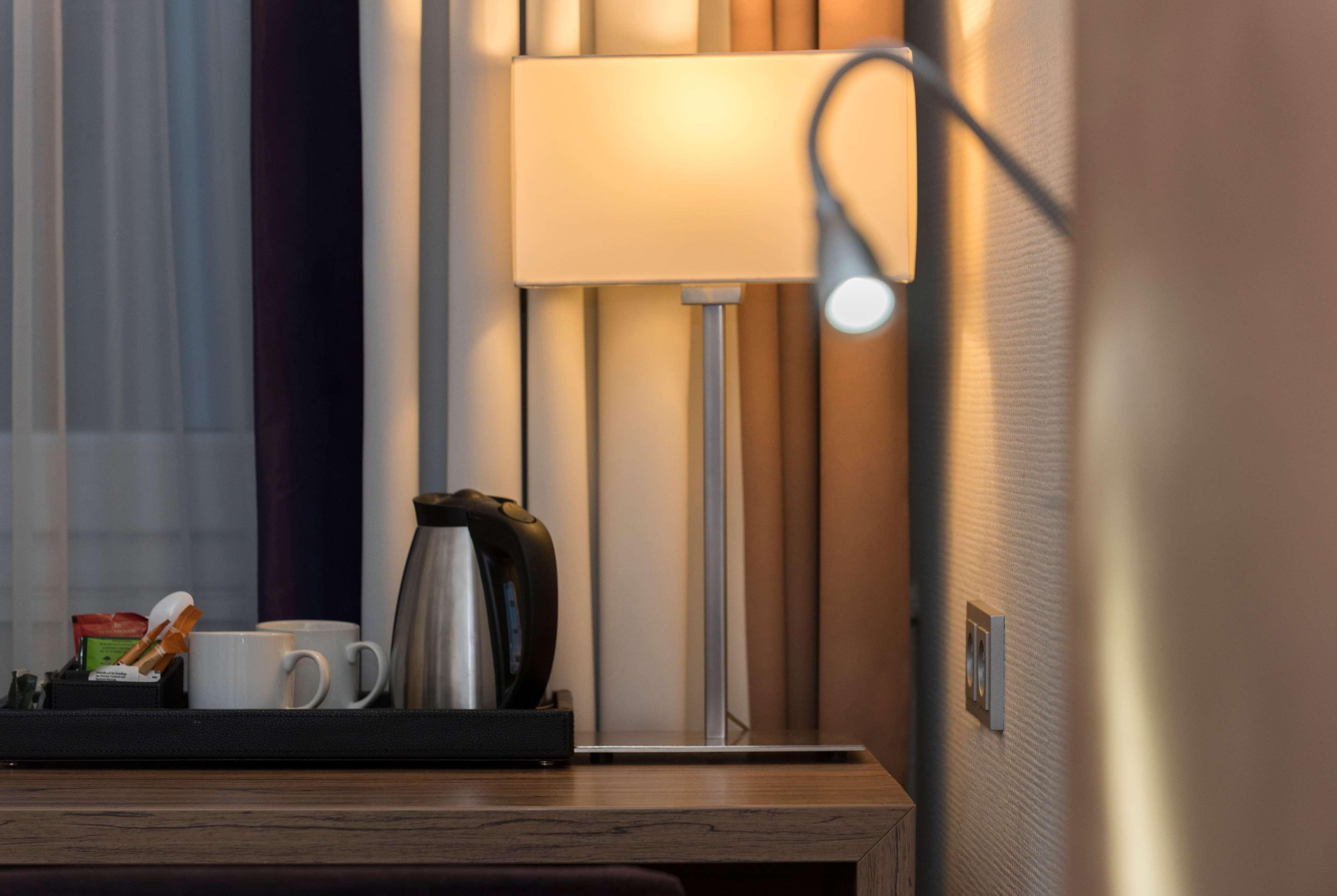 Wyndham Koeln Hotel Room photo
