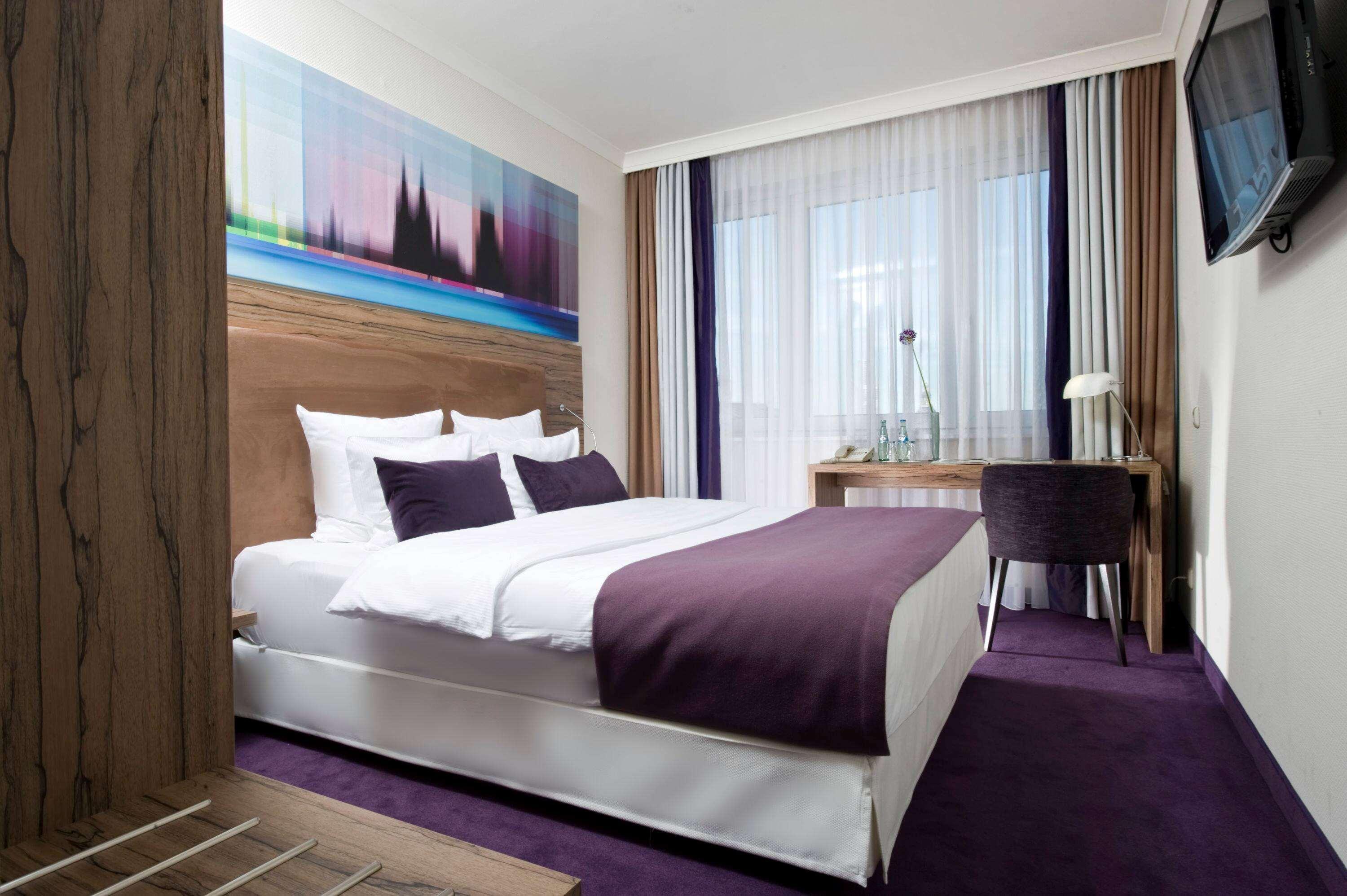 Wyndham Koeln Hotel Room photo