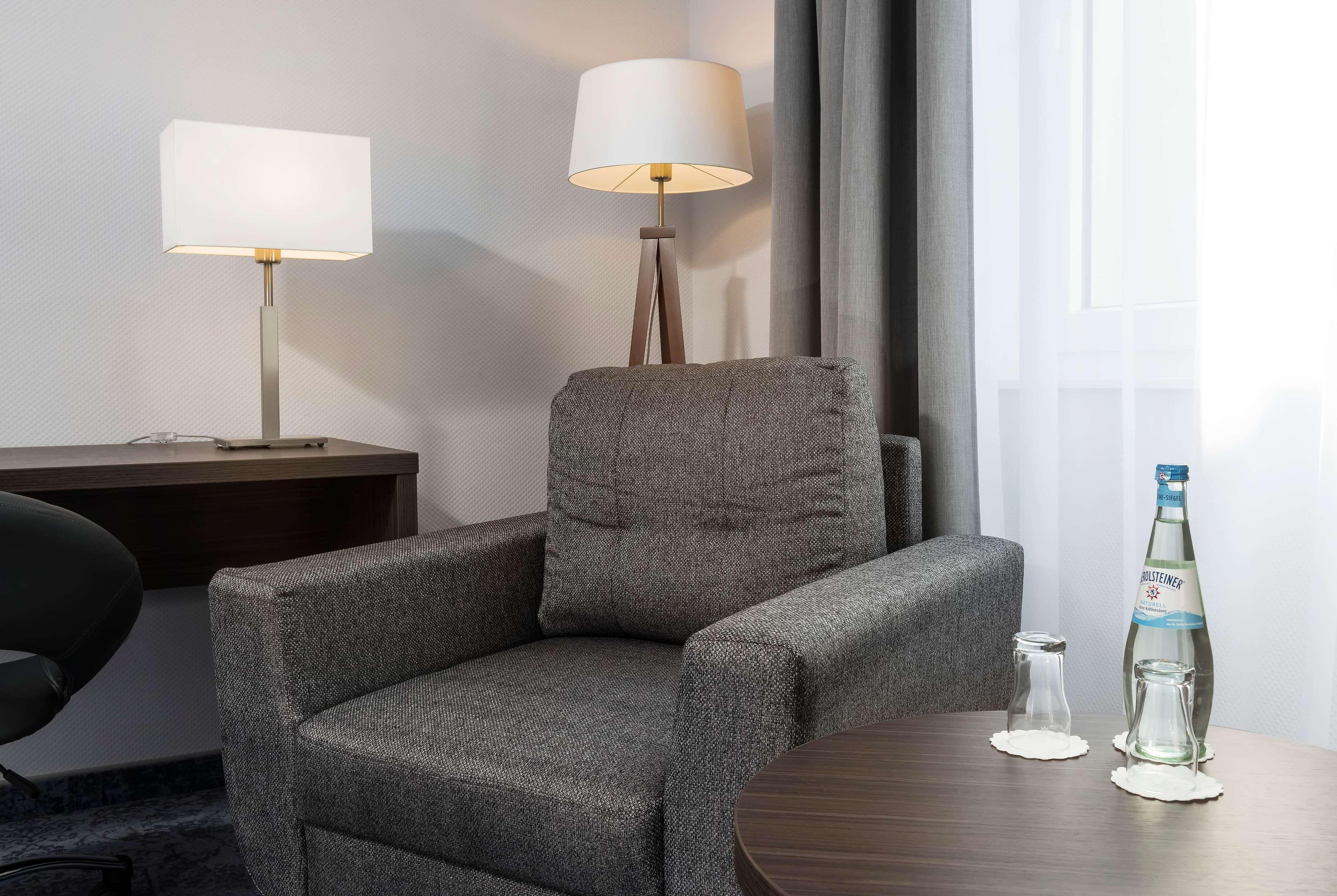 Wyndham Koeln Hotel Room photo