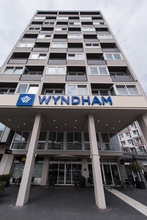 Wyndham Koeln Hotel Exterior photo