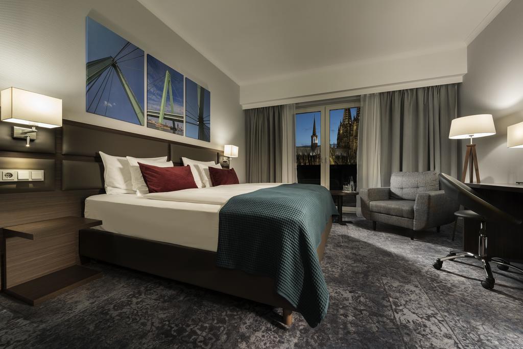 Wyndham Koeln Hotel Room photo